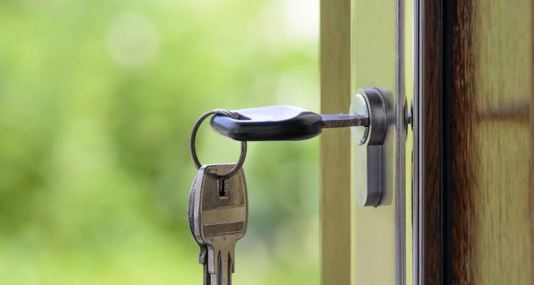 Should I rent or buy my second home in Alanya?