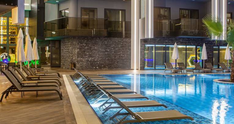 Apartments with hotel experience