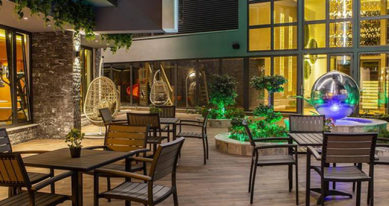 Apartments with hotel experience