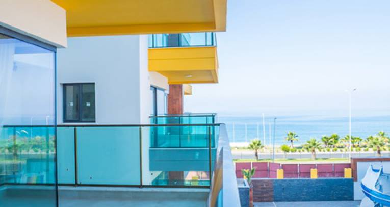 1- and 2-bedroom luxury apartments