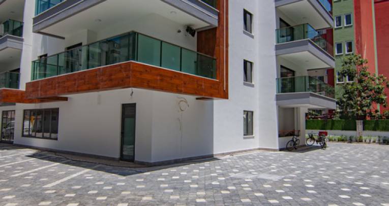 1- and 2-bedroom luxury apartments