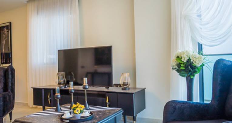 1- and 2-bedroom luxury apartments