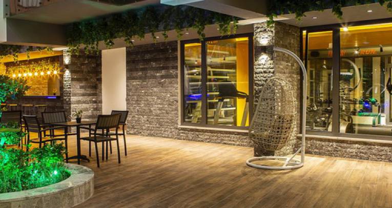 Apartments with hotel experience
