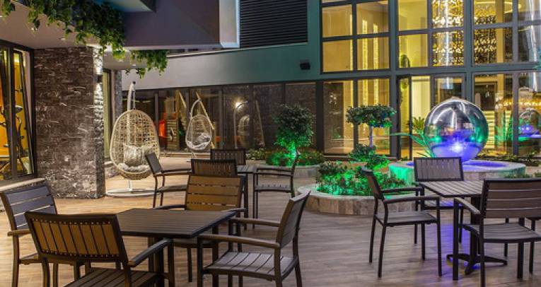 Apartments with hotel experience