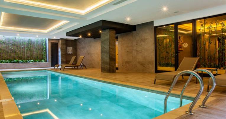 Complex close to Cleopatra beach