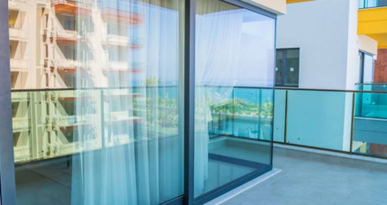 1- and 2-bedroom luxury apartments
