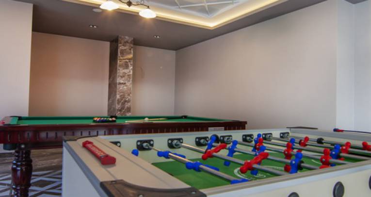 1- and 2-bedroom luxury apartments